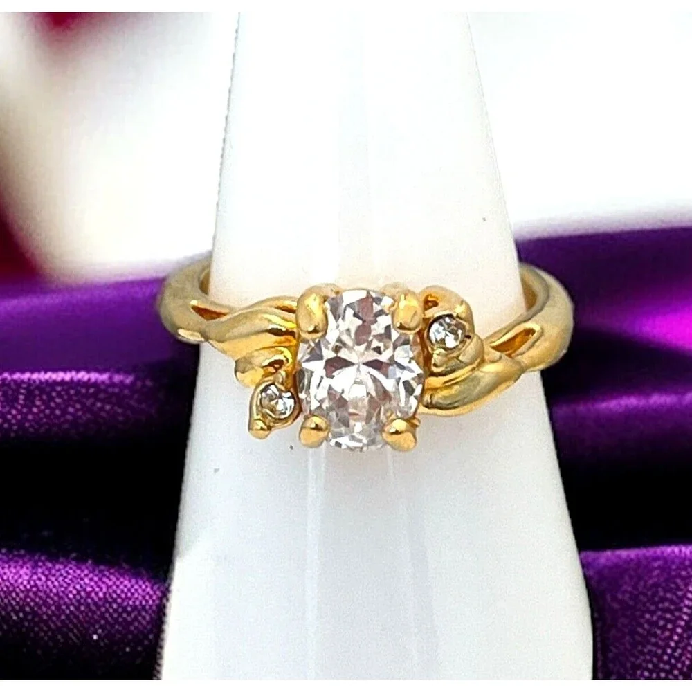 Vintage 1970s Vargas CZ Solitaire Ring 18KT Gold Plate Size 7 Engagement 5T